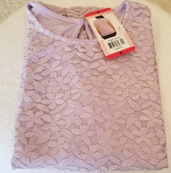 Lavender Lace Short Sleeve Women's Blouse - Picture 4 of 4